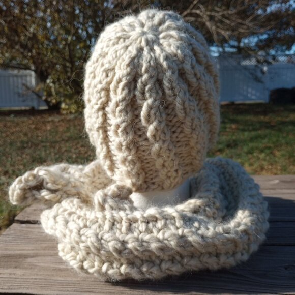 Womens Handmade Alpaca Beanie Hat and Scarf Set Beige Cable Knit Chunky Combo main image 3